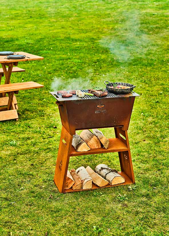 BBQ - White Fire Urban Barbecue Corton met onderstel voor BBQ Corton