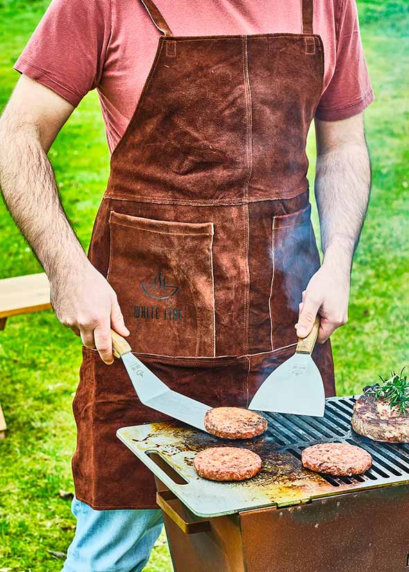 White Fire Spatelset – 2 stuks met Eiken Handvat